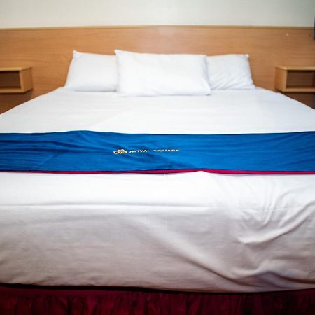 Royal Square Hotel - Nec & Birmingham Airport Marston Green Buitenkant foto