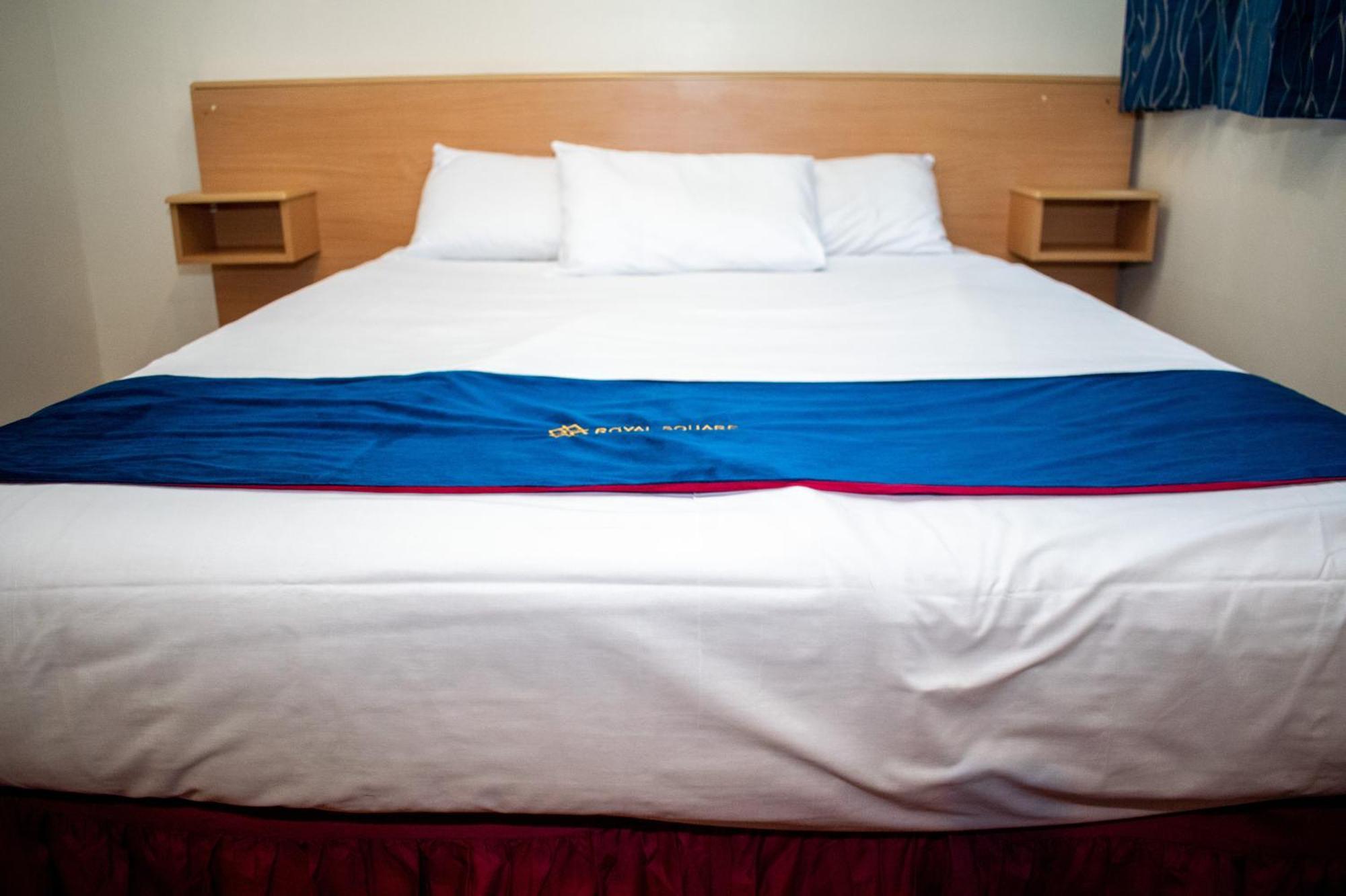 Royal Square Hotel - Nec & Birmingham Airport Marston Green Buitenkant foto