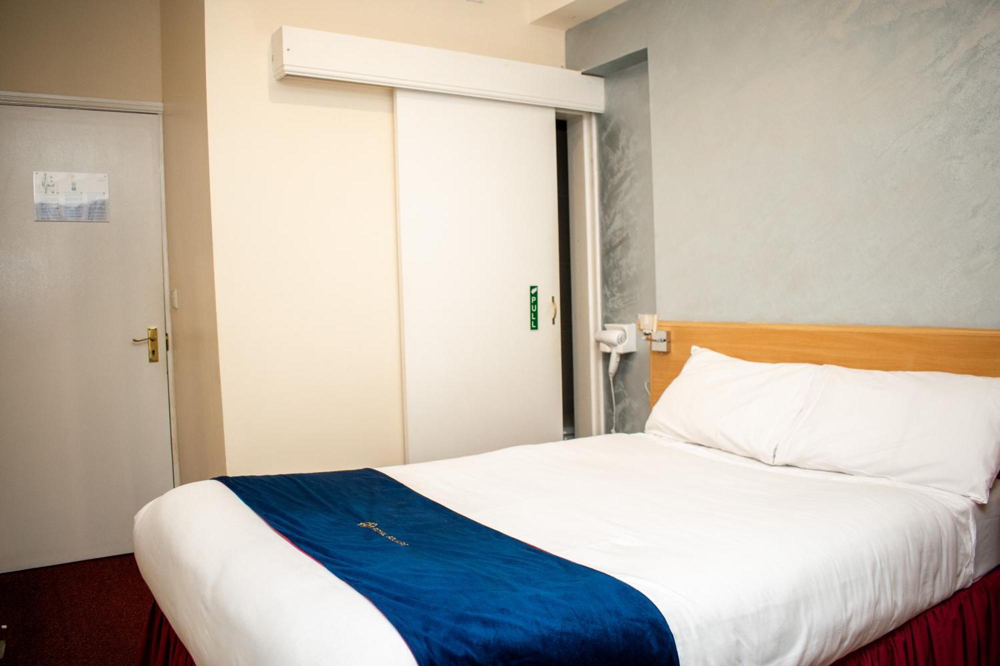 Royal Square Hotel - Nec & Birmingham Airport Marston Green Buitenkant foto