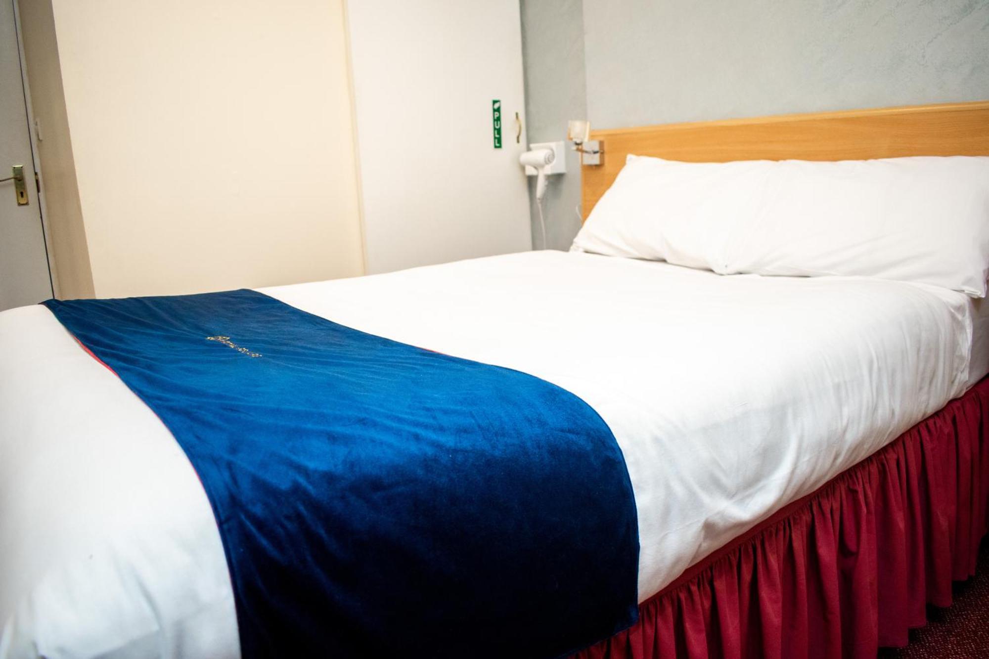 Royal Square Hotel - Nec & Birmingham Airport Marston Green Buitenkant foto